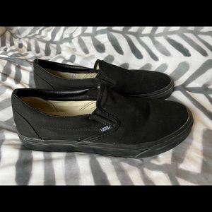 Men’s black canvas Vans 9.5